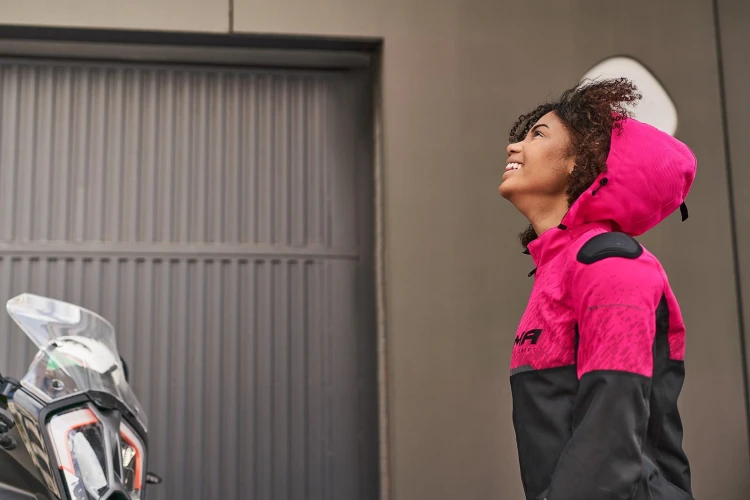Kaptur SHIMA DRIFT LADY HOOD Pink#2.jpg