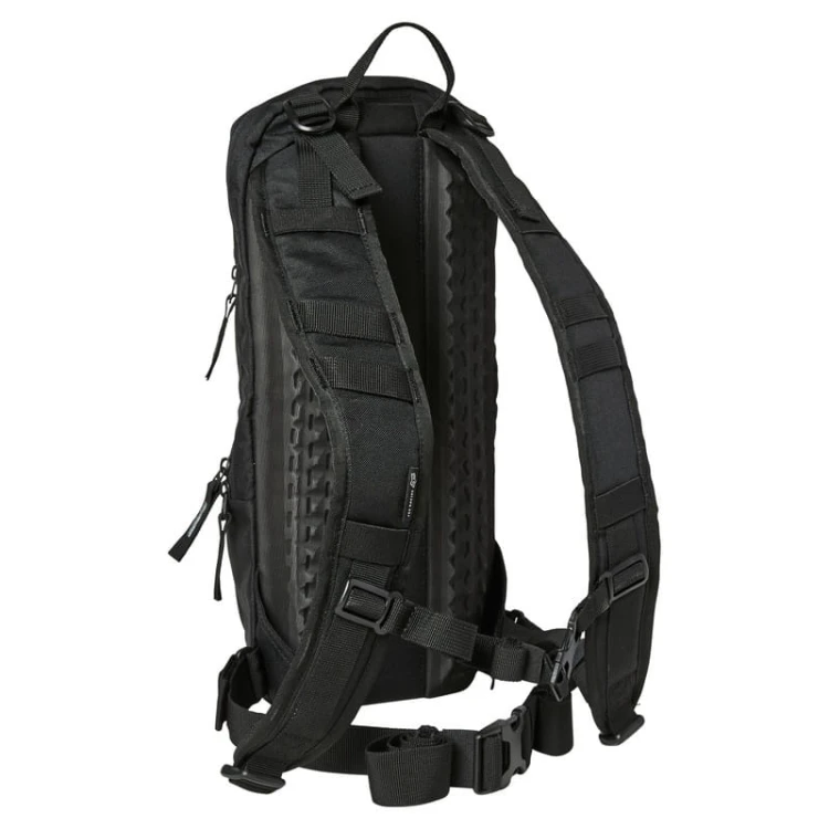 PLECAK FOX UTILITY 6L HYDRATION PACK BLACK#1.jpg