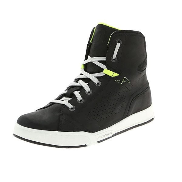 BUTY FORMA SWIFT FLOW BLACK-WHITE#2.jpg