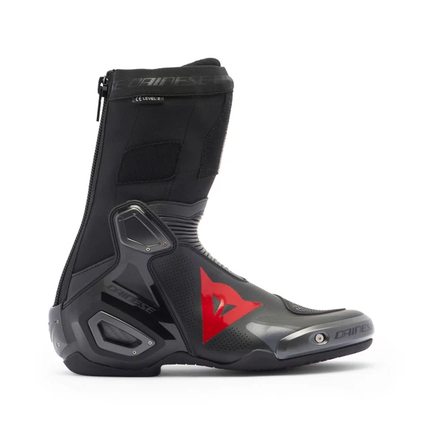 Buty_Dainese_Axial_2_Red-2.png