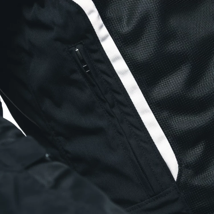 air-frame-3-tex-jacket-black-black-white.webp