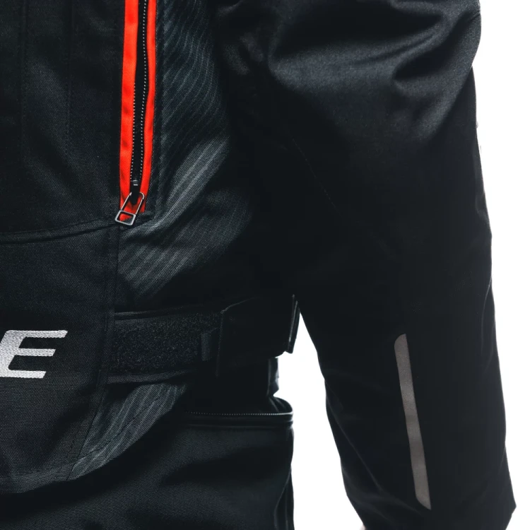 avro-5-tex-jacket-black-red-fluo-white12.webp