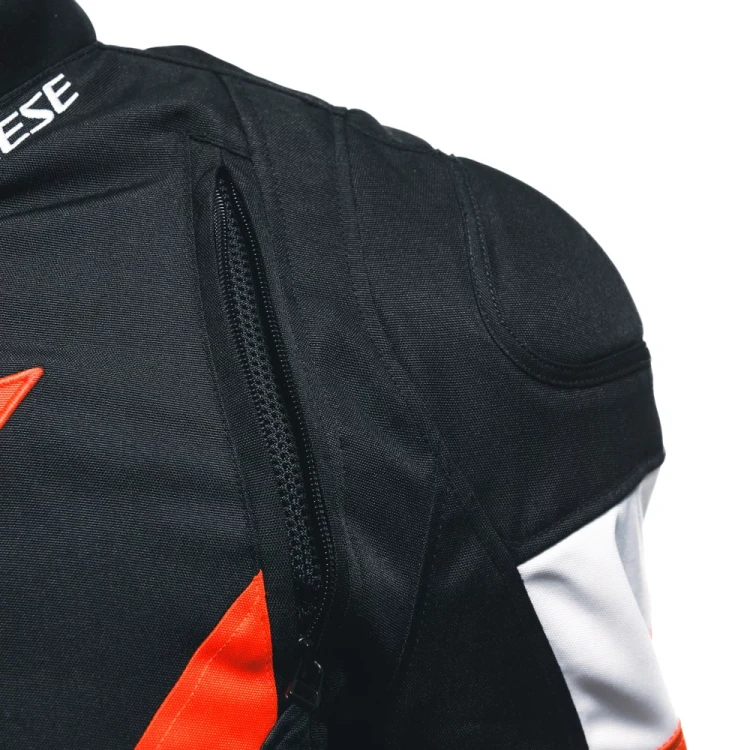 avro-5-tex-jacket-black-red-fluo-white111.webp
