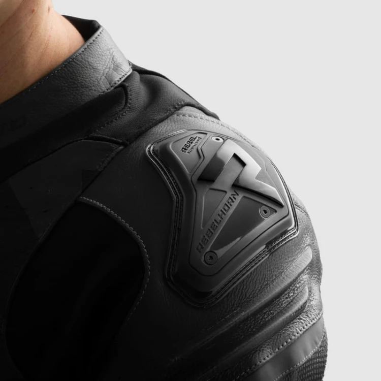 REBELHORN INFERNO BLACK 3.jpg