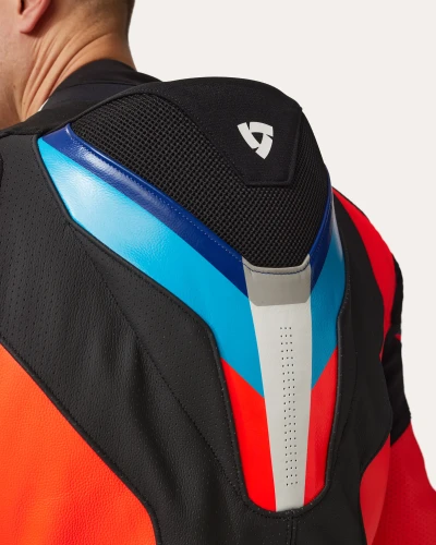 KOMBINEZON REV'IT QUANTUM 3 1PC RED BLACK  8.jpg