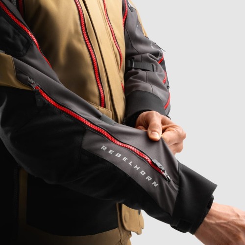 KURTKA TEKSTYLNA REBELHORN HARDY 3.0 DESERT GREY RED  19.jpg