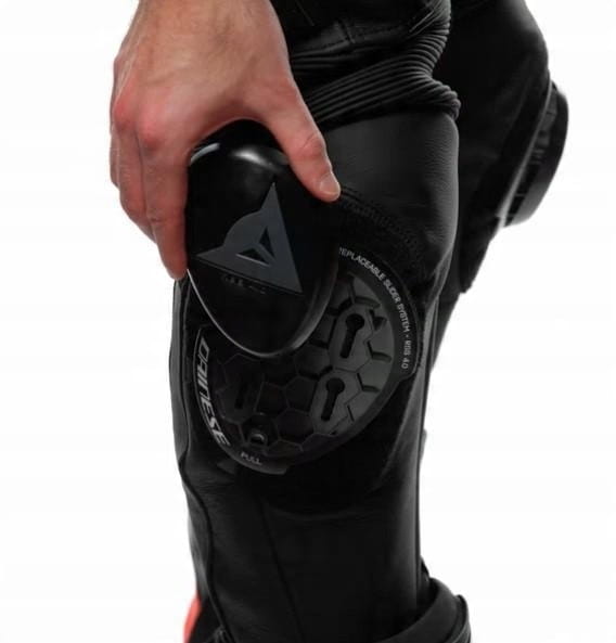 Spodnie skóra Dainese DELTA 4 BLK 3.jpg