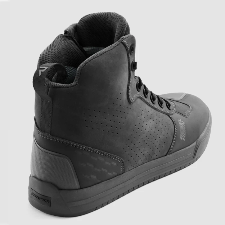 BUTY MOTOCYKLOWE REBELHORN SPIKE WP BLACK 44.jpg