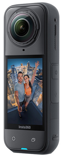 Kamera Insta360 X5 2.jpg