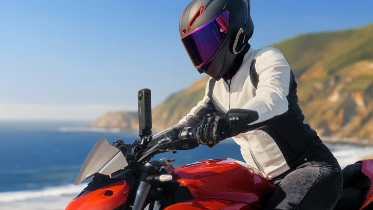 Kamera Insta360 X4 Motorcycle Bundle 9.jpg