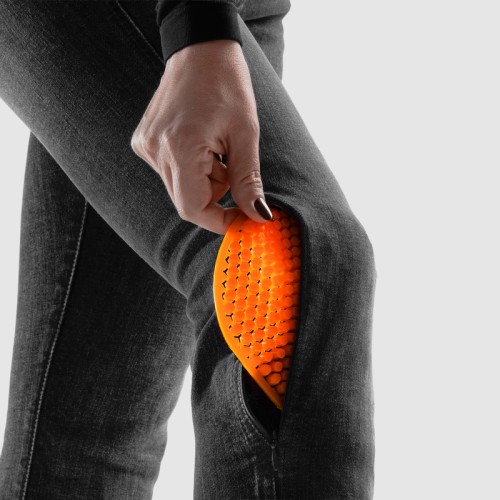 JEANSY REBELHORN CLASSIC MONO BLACK LADY 6.jpg