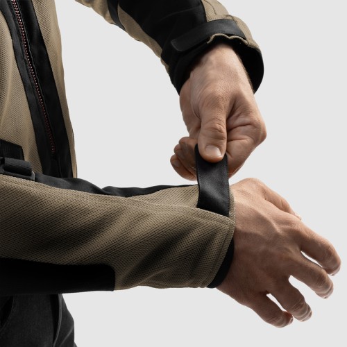 REBELHORN SCANDAL 3 DESERT BLACK RED KURTKA MOTOCYKLOWA TEKSTYLNA 11.jpg