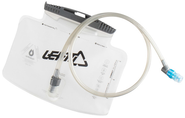 CAMELBAK ZBIORNIK NA WODĘ LEATT.jpg