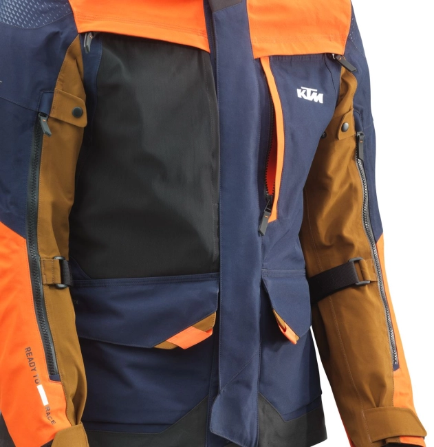 pho_pw_det_482252_3pw23000210x_vast_gore_tex_jacket_detail_3_street_equipment__sall__awsg__v1.jpg.webp