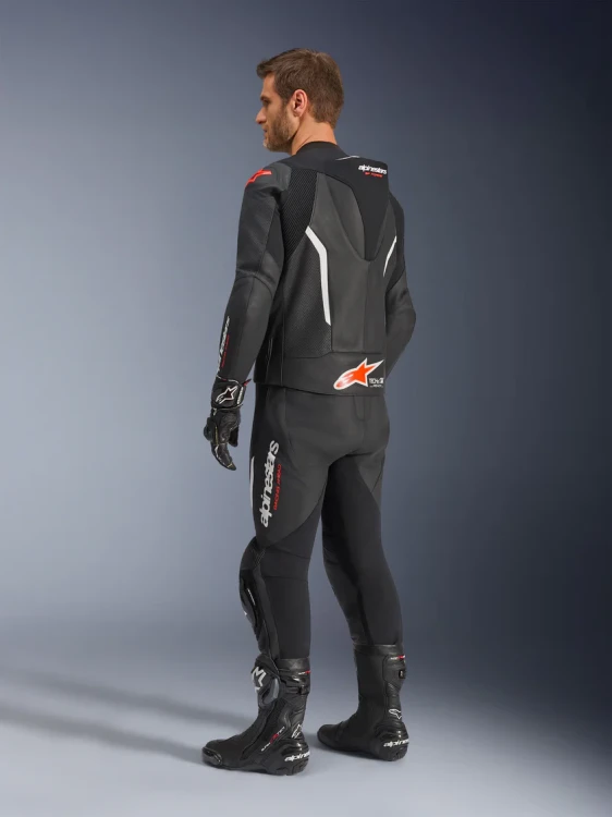 3160126_1231_GP_FORCE_V2_LEATHER_SUIT_2PC_BS_64a7b478-11c2-4032-9cf9-b4d04c15b9a7.webp