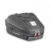 GIVI ST610 PLUS 10L CZARNA TORBA MOTOCYKLOWA NA TYŁ.jpg