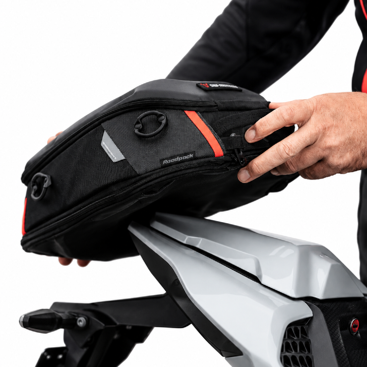 SW-MOTECH PRO ROADPACK 8-14L BLACKANTHRACITE TORBA TYLNA NA SIEDZENIE MOTOCYKLA4.jpg