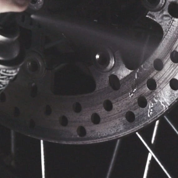 Muc-Off Disc Brake Cleaner Środek do czyszczenia tarcz hamulcowych