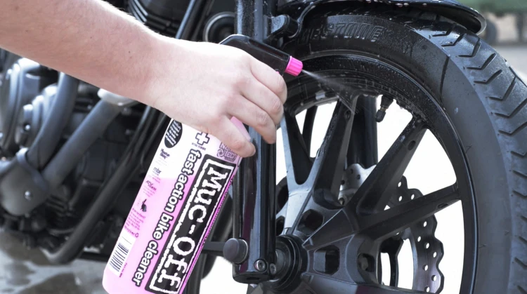 Środek do czyszczenia motocykla Muc-Off Motorcycle Cleaner 1L